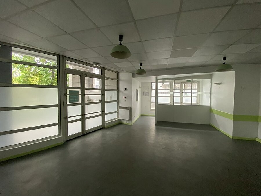 Intérieur local 2 (cantine)