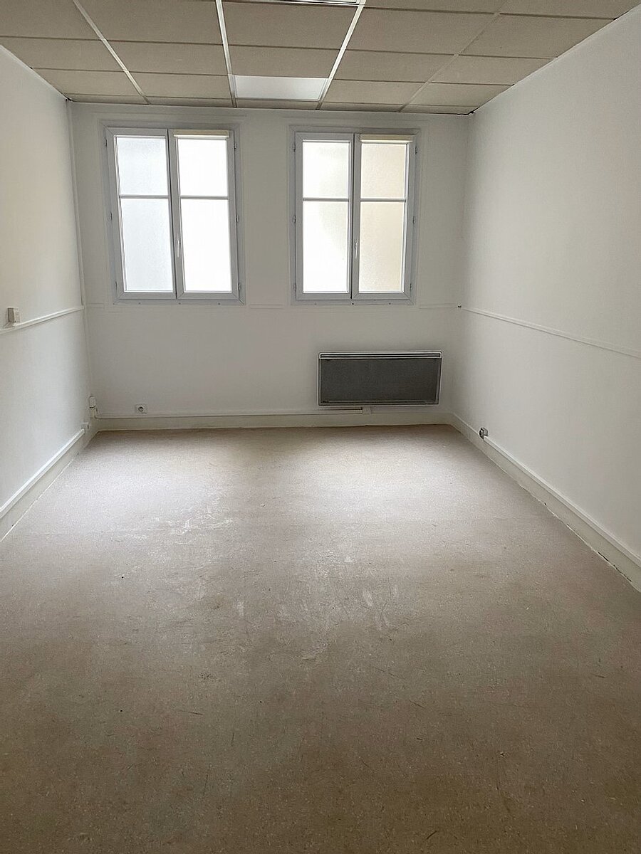 3 bis passage Cottin 75018 Paris