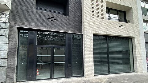 Façade 92 boulevard de la Chapelle 75018