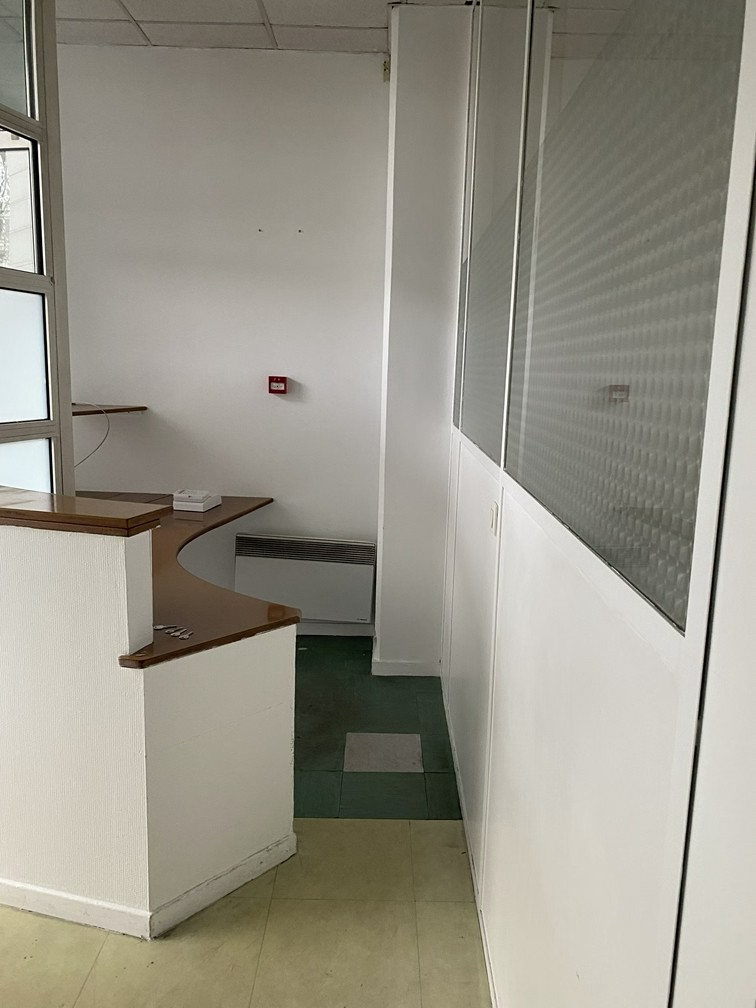 Intérieur local 3